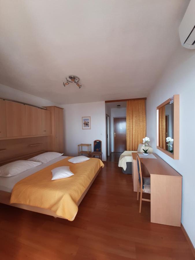 Guest House Fenix Brela Habitación foto